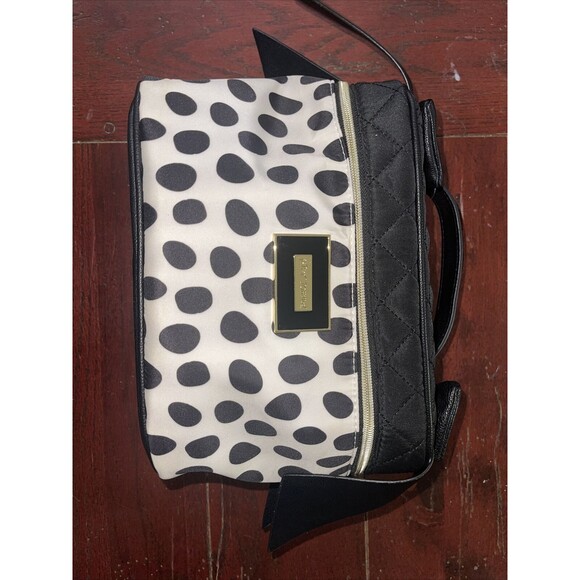 Betsey Johnson Bow Top Train Case Bag Travel Makeup Cosmetics Weekend NEW - Picture 1 of 12